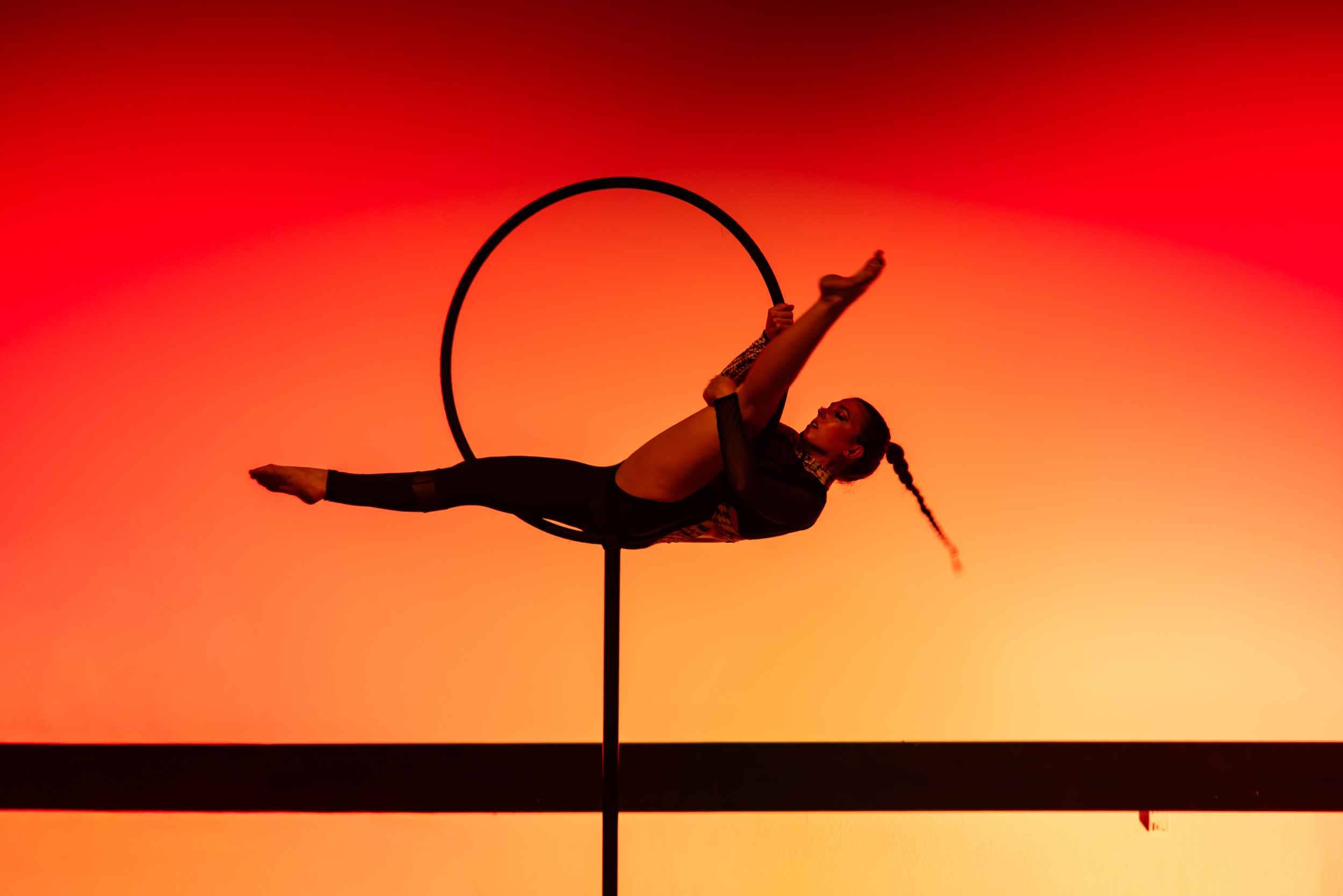 Spectacle cerceau aérien à La Rochelle et la Nouvelle-Aquitaine